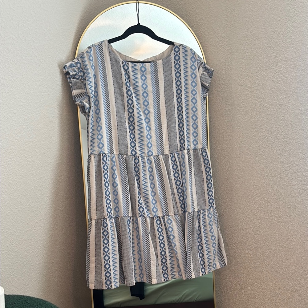 Blue and cream flowy mid thigh dress